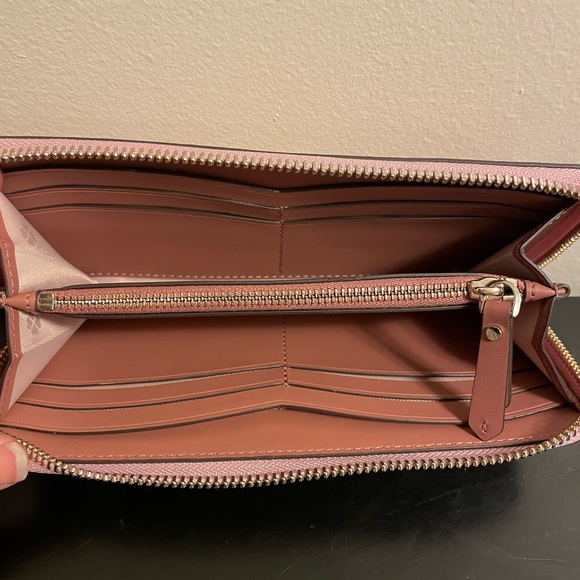 ❌SOLD❌ Kate Spade ♠️ Pink Glitter Wallet - Picture 3 of 3